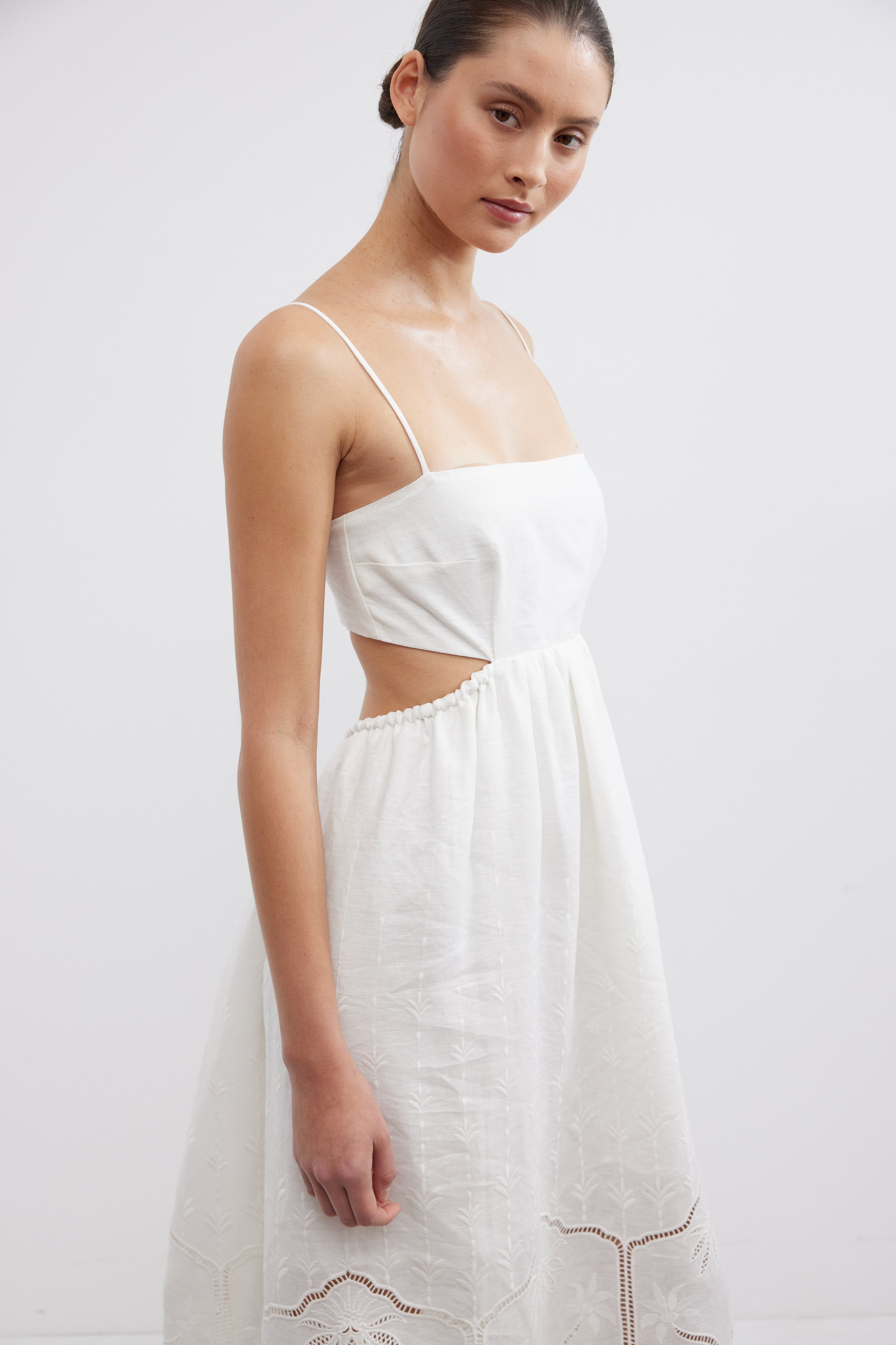 Pasduchas white hot sale dress