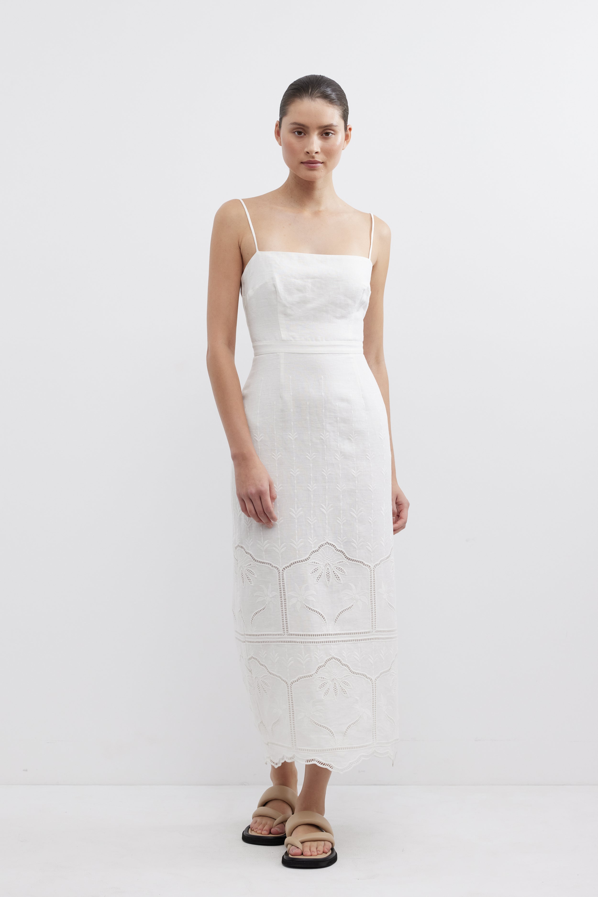 Pasduchas white hot sale dress