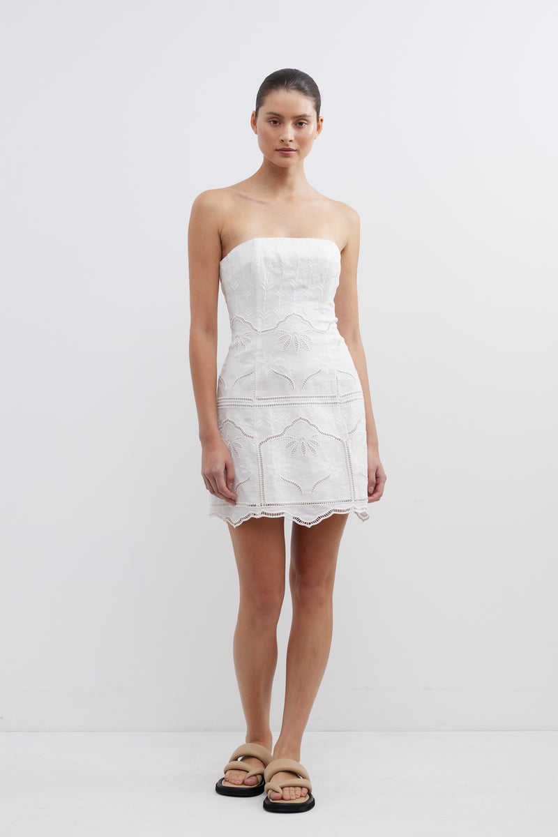 Pasduchas deals white dress